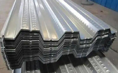 山丹楼承板选型与施工技术全解析